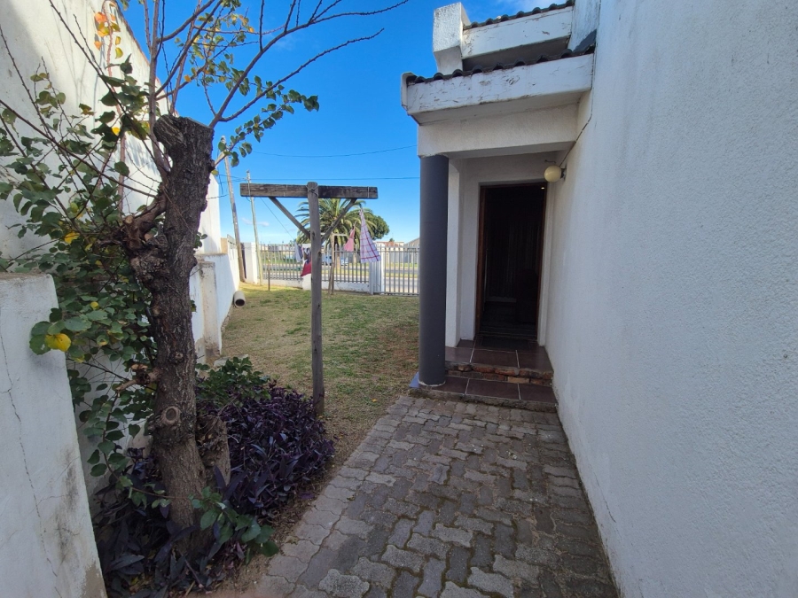 5 Bedroom Property for Sale in Motherwell Eastern Cape